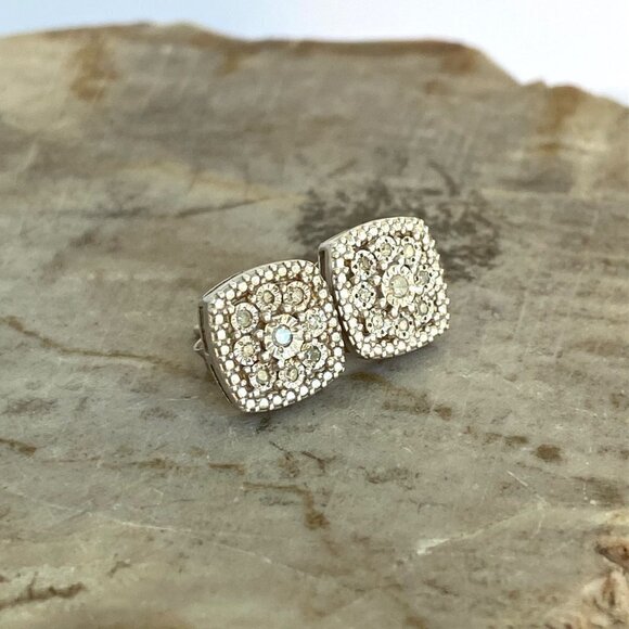 Sterling Silver 925 0.35" Square Diamond Floral Textured Cluster Stud Earrings - Picture 3 of 16